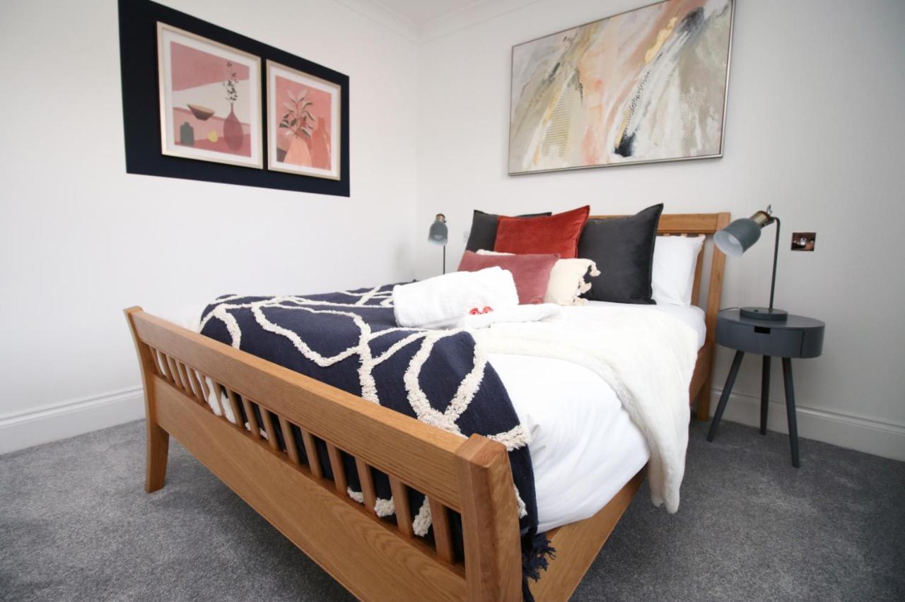 Bath Luxury City Centre 4 Bedroom Townhouse, Sleeps 8, Easy Parking, Private Courtyard Garden, By Empower Homes Exterior foto