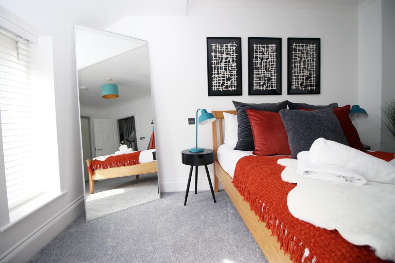 Bath Luxury City Centre 4 Bedroom Townhouse, Sleeps 8, Easy Parking, Private Courtyard Garden, By Empower Homes Exterior foto