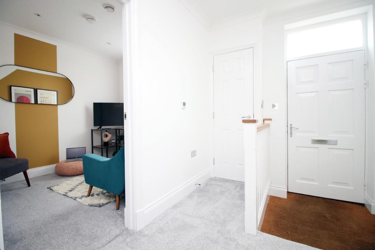 Bath Luxury City Centre 4 Bedroom Townhouse, Sleeps 8, Easy Parking, Private Courtyard Garden, By Empower Homes Exterior foto